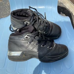 Jordan XVII kids size 5